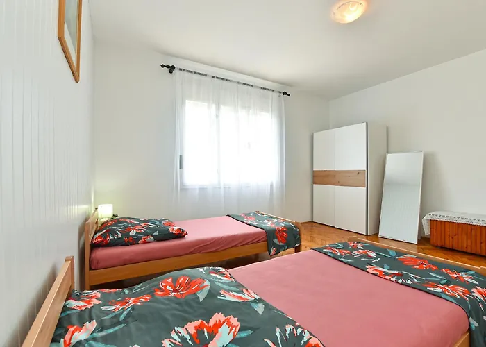 Davor 2330 Pula